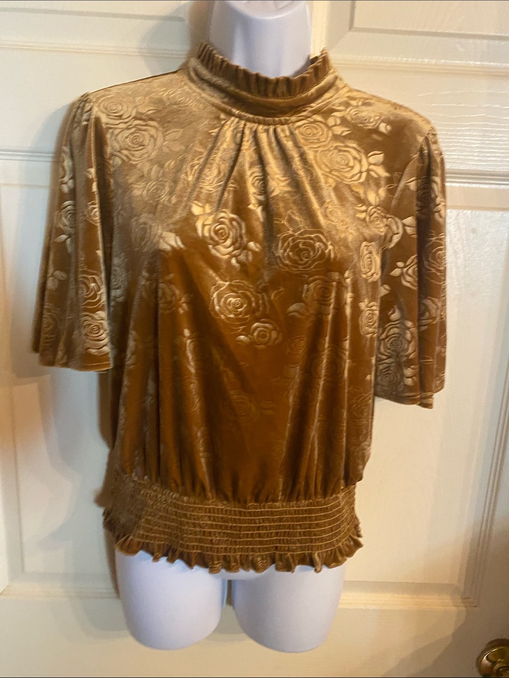 Women’s medium top